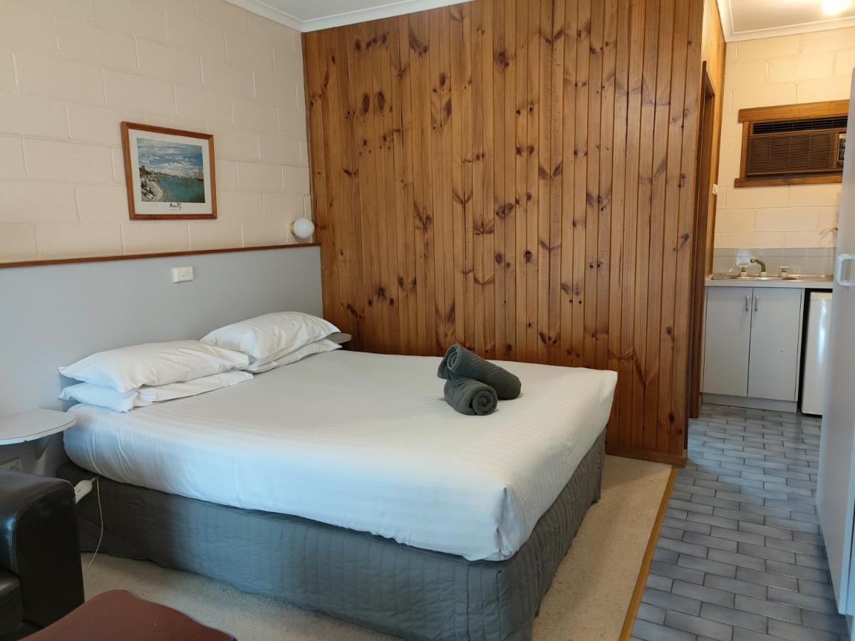 Yarragon Motel Dış mekan fotoğraf