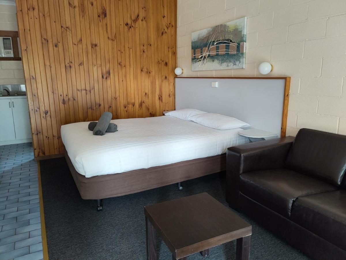 Yarragon Motel Dış mekan fotoğraf